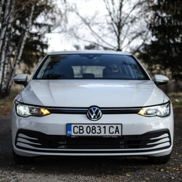 Тест драйв ID.3 и Golf 8 2020