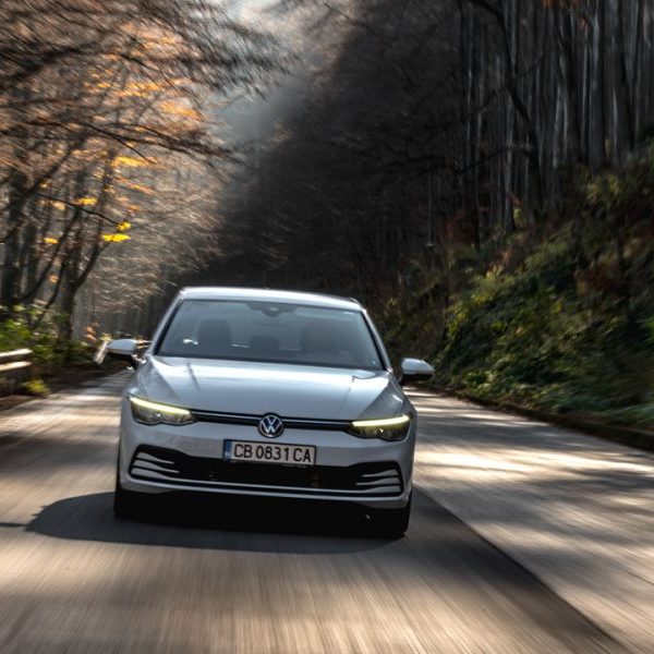Тест драйв ID.3 и Golf 8 2020
